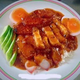 ข้าวหมูกรอบ+หมูแดง