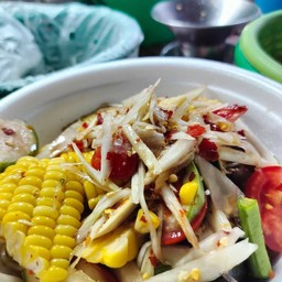 เจ้ติ๋ว ส้มตำระเบิดโลก