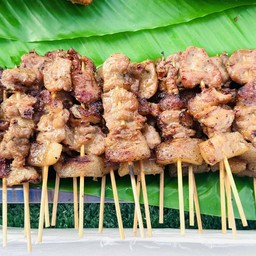 มุมอร่อย by I Am Sam หน้า PK อพาร์ทเม้นท์ ติิดปั้ม ปตท. เส้นราชภัฎ