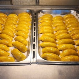 พายหมูแดง (กล่องเล็ก 6 ชิ้น)