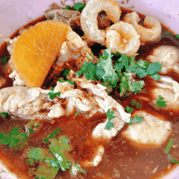 เกาเหลาหมูน้ำตก