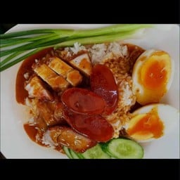 ร้านข้าวหมูแดงหมูกรอบ