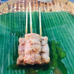 ไส้กรอก อีสาน สูตรอีสานแท้ ตลาดนัดหน้าบิ๊กซี อ้อมค่าย