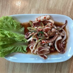 กะเพราปลาหมึก