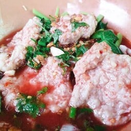 เกาเหลาหมูเด้งเย็นตาโฟ