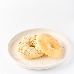 เบเกิลทูน่าคอร์นสลัด