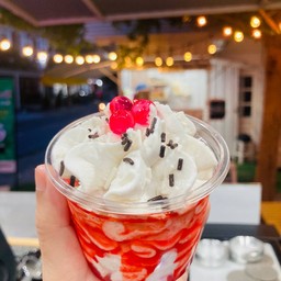 วิปครีม(สตรอว์เบอร์รี่)