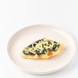 ครอฟเฟิลผักโขมอบชีส