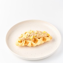 ครอฟเฟิลทูน่าคอร์นสลัด