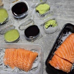 Salmon ร้านนี้แหละ - แซลมอนดอง ทะเลดอง