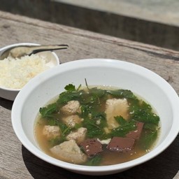 ต้มเลือดหมู.