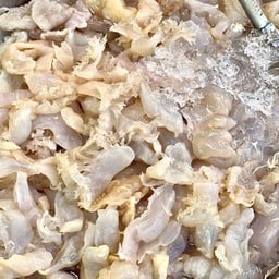 เมย์ยำแซ่บ(ยำหอยนางรมกุ้งแช่นัดนินจา) เจ้าเดียวกับนัดนินจา