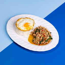 ข้าวกะเพราหมูสับ ไข่ดาว