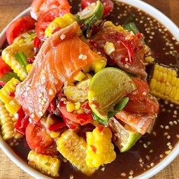 ส้มตำ ข้าวโพด+แซลมอน (ไม่เส้น)