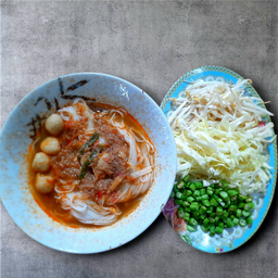 ขนมจีนน้ำยาป่า