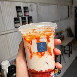 นมสด สตอเบอร์รี่