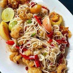 ตำขนมจีนแคปหมู