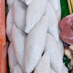 ลูกชิ้นปลารักบี้