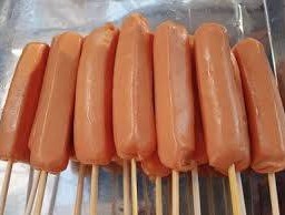 ไส้กรอกไก่จัมโบ้ ( สีเหลือง ) 3 ไม้