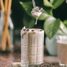 OREO MILKSHAKE