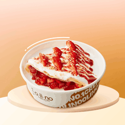 เครปนุ่มสตรอว์เบอร์รี่ครีมชีส