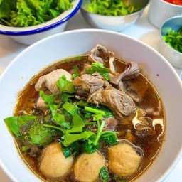 เกาเหลาเนื้อ โกเด้ง