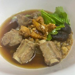 เตี๋ยวซี่โครงหมูตุ๋น