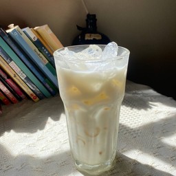 นมสดคาราเมล CARAMEL MILK