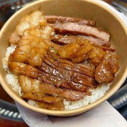 ข้าวเนื้อทอดโคขุน