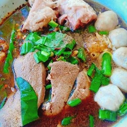 เกาเหลาน้ำตก