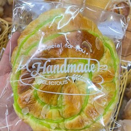 ขนมปังสังขยาใบเตย