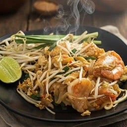 ผัดไทยนายพัต @ เจ้าสัว 69