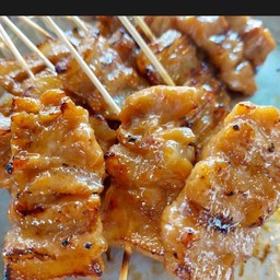 หมูปิ้ง สูตรโบราณ  10 ไม้  ปิ้งใหม่ทุกอ