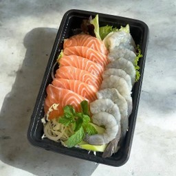 กุ้ง + แซลมอนแช่น้ำปลา
