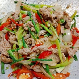 ผัดพริกสด