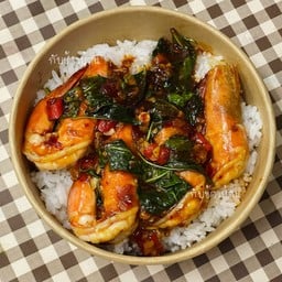 ข้าวราดกุ้งผัดน้ำพริกเผา