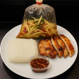 Set ตำปูปลาร้า 1 ข้าวเหนียว 1 ไก่อบ 1 ชิ้น