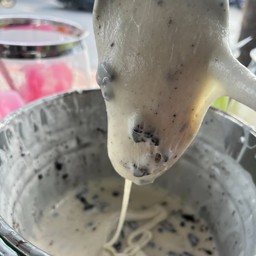 เจ๊แหม่มนมเหนียว