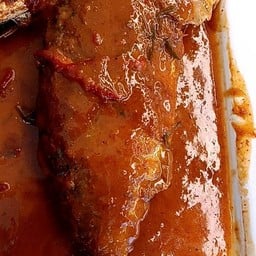 ฉู่ฉี่ปลาทู (ตัว)