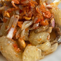 ยำจี๊ดส้มโอปลากรอบ (สายไลท์ เปรี้ยวน้อย)