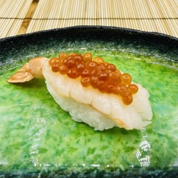 305. ข้าวปั้นกุ้งอาเจน+ ไข่แซลมอน