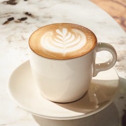 ลาเต้ร้อน