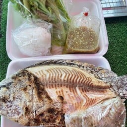 ร้าน ต.เมี่ยงปลาเผา