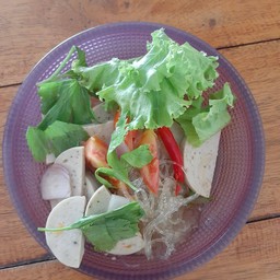 ยำวุ้นเส้นหมูยอ