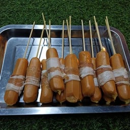ไส้กรอกพันเบคอน