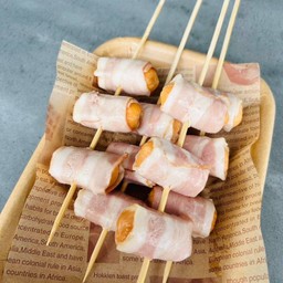 เบคอนพัน ไส้กรอก