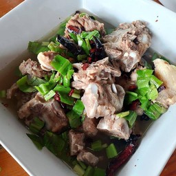 เล้งแซ่บน้ำหมูตุ๋น