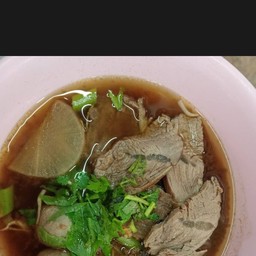 ก๋วยเตี๋ยวแชมป์-แม่น้ำคู้ซอย4 (ปากซอย)