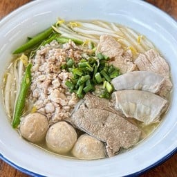 ก๋วยเตี๋ยวน้ำใส