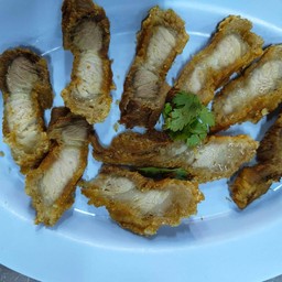 หมูกรอบ